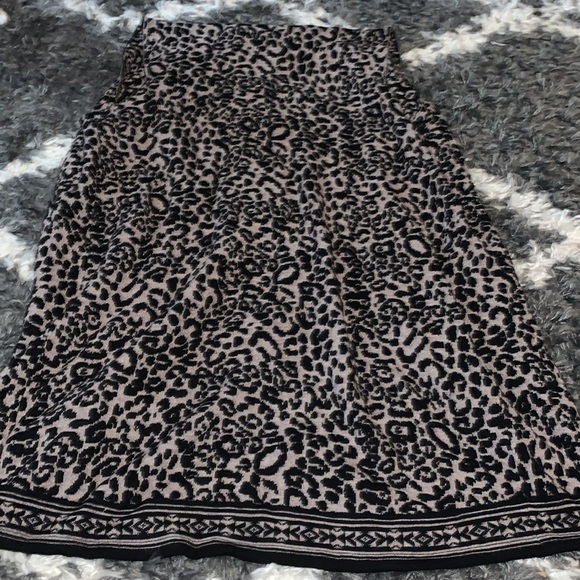 Rise & Bloom vest size XL - Picture 3 of 4